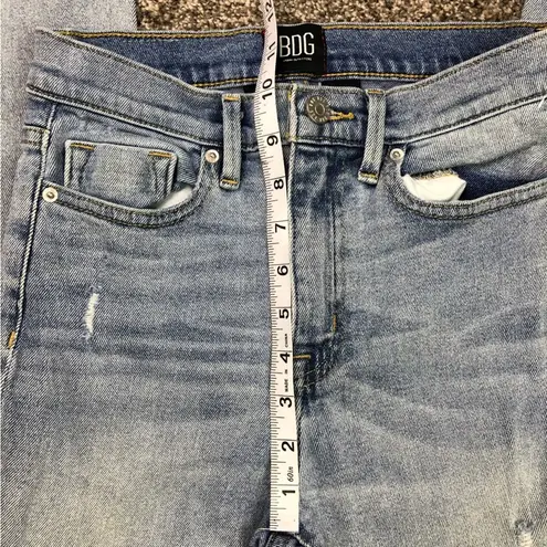 BDG  Urban Outfitters Women’s Twig High Rise Distressed Jeans Size 25