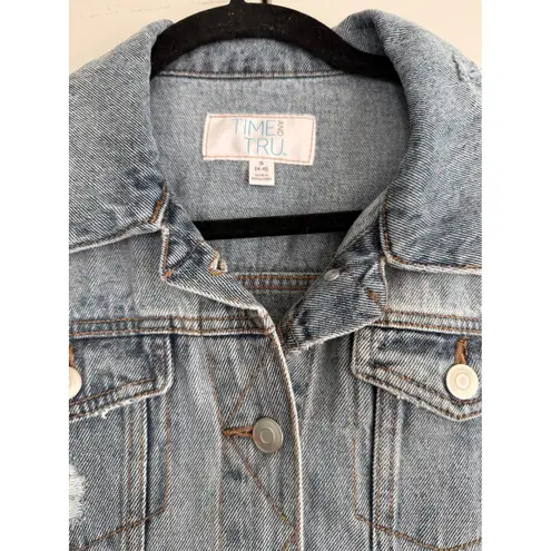Time and Tru Denim Jacket Distressed Light Wash Women's Size 4