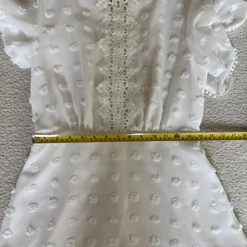 Simplee Apparel Simplee 1/2 sleeve mini Elegant White Lace Dress in M
