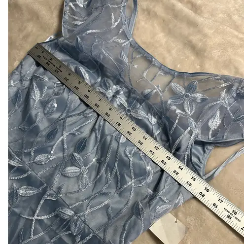 Eliza J Sheath Midi Dress Women's 4 Sky Blue Embroidered Floral Cap Sleeve NWT