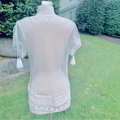 Wit & Wisdom Embroidered Top White Size undefined