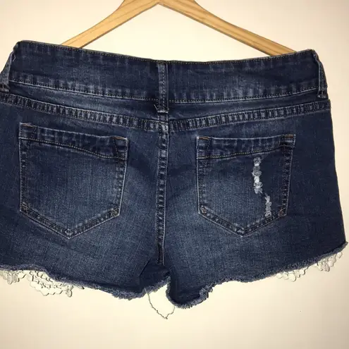 Bebe 2Bebe denim shorts with crochet pockets 30