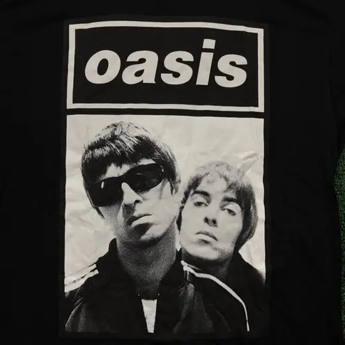 Oasis Noel & Liam Boxed Photo Rock Band T-Shirt Size Large