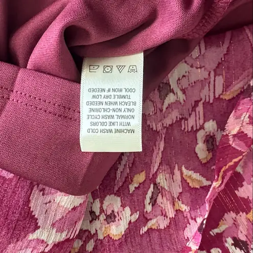 Beacon Apparel Floral Patterned Top in Pinks Size Medium Pink