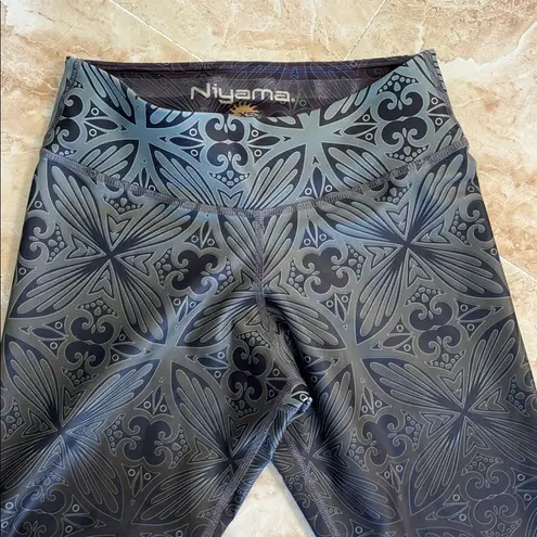 Niyama sol patterned leggings activewear athleisure yoga hiking funky print Size XS