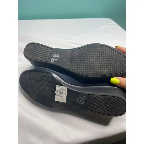 Dressbarn Patent Leather Flats with Buckle Accent S