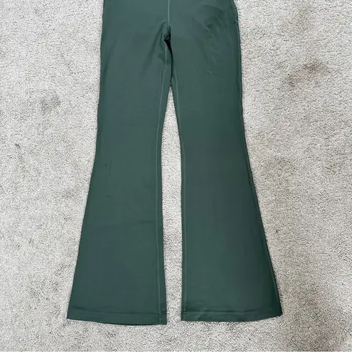 Lululemon  Women’s Groove Super-High-Rise Flared Pant Nulu in Smoked Spruce 8