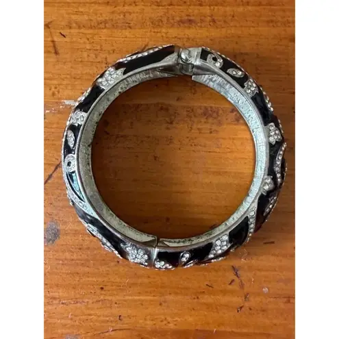 Silver Tone Black Enamel Hinged Bangle Bracelet Rhinestone Crystal Scroll Design