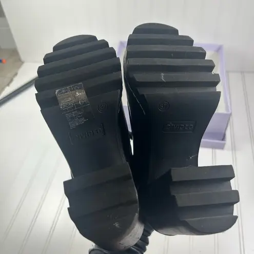 Madden Girl  Black Chunky Lace-Up Block Heel Boots Size 7 New