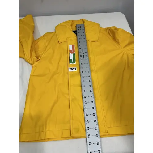 Womans Metro Style Yellow Cropped Zip Up Windbreaker Small