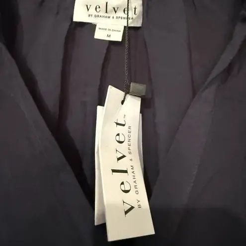 Velvet by Graham & Spencer Josie Relaxed Challis Blouse Size Medium NWT Blue