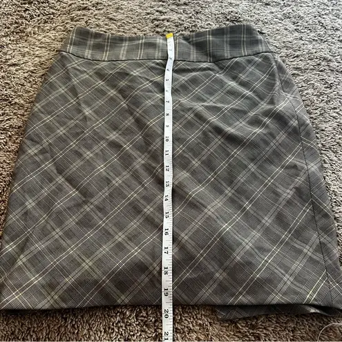 The Limited  plaid pencil skirt in brown tan yellow