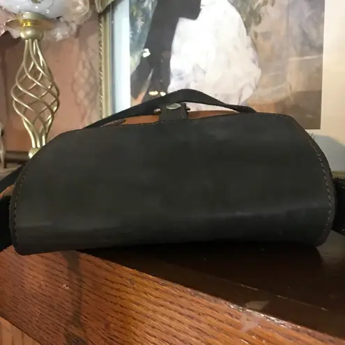 EL CEIBO HANDCRAFTED TAN SUEDE AND BLACK LEATHER CROSSBODY MESSENGER BAG Brown