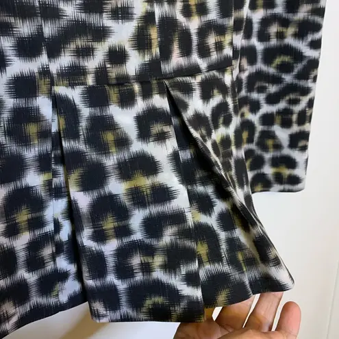 Ann Taylor  petite Leopard print pencil skirt 4