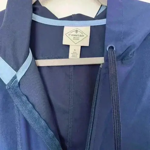 st. john's bay St.John’s Bay Women’s Small Blue Hoodie Jacket With Zip Front.