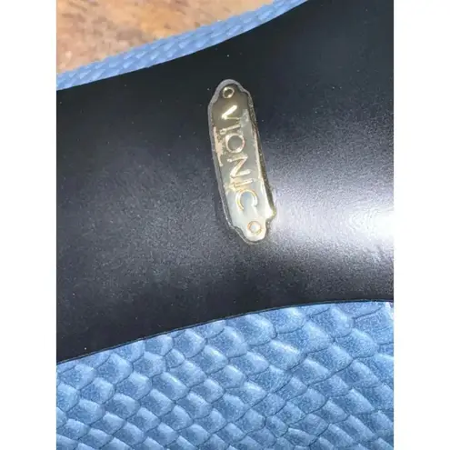 Vionic  8 blue croc embossed comfort pump 2in heel classic updated unique