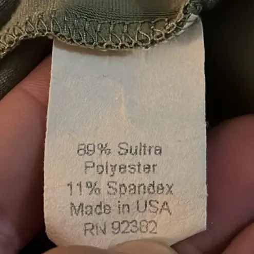 prAna  bright olive green hooded‎ sweatshirt sultra polyester blend size small