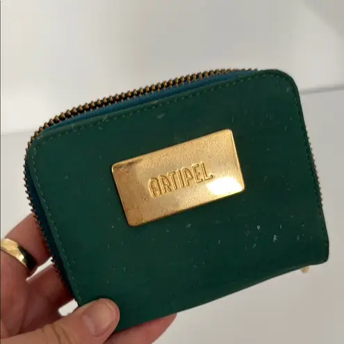 Artipel Cork Green Wallet