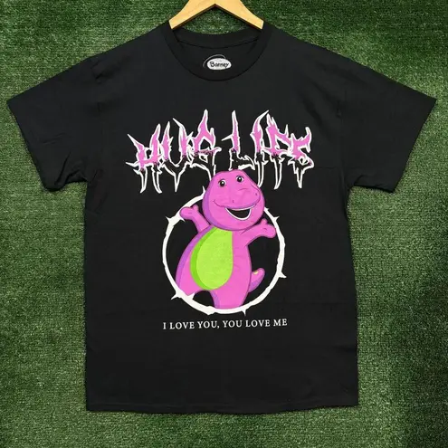 Barney “I Love You, You Love Me” T-shirt in size Large