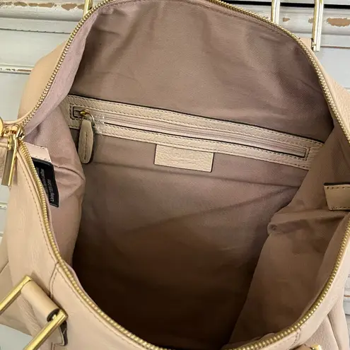 G.I.L.I Got it Love It Cream Pebbled Leather Convertible Handbag Crossbody