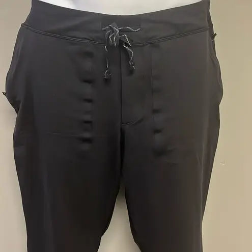 Patagonia  Black Pull-On Elastic Waist Joggers with Drawstrings and Pockets- Med