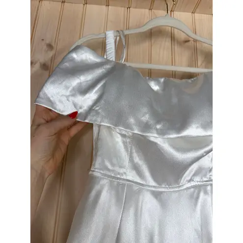 Lulus NWT  Greatest Hits White Satin Off-the-Shoulder Maxi Dress Bridal Wedding S