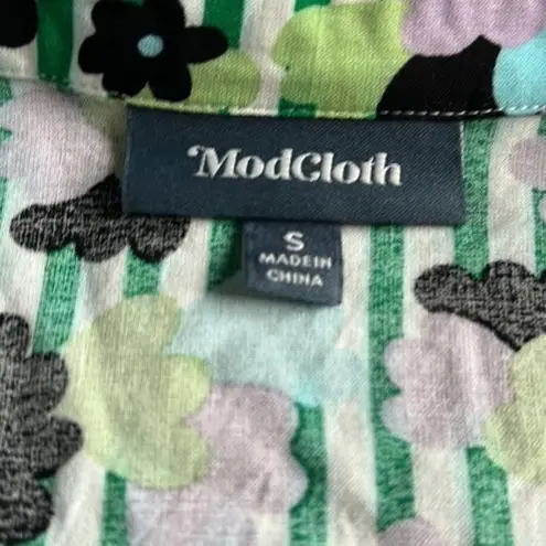 Modcloth  Floral Shirt Top Sleeveless Tank Small