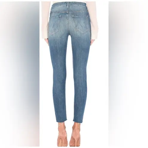 MOTHER Jeans HW Looker Ankle Fray in Jumping Off Swings Size 30 Denim Raw Hem Blue