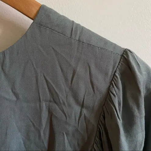 Selfie Leslie  - sage green romper