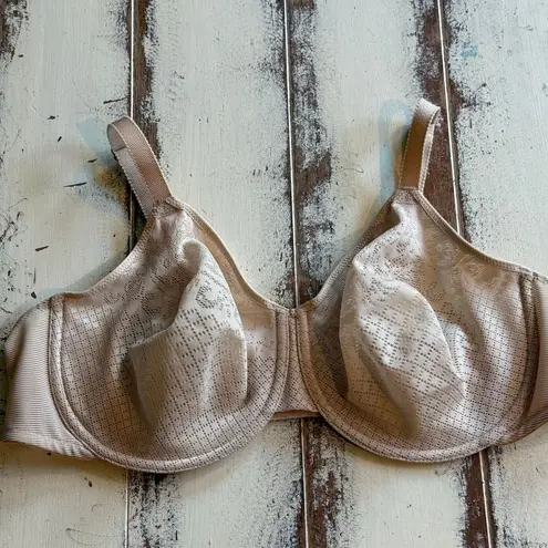 Wacoal Visual Effects Minimizer bra STYLE 857210 size 44C