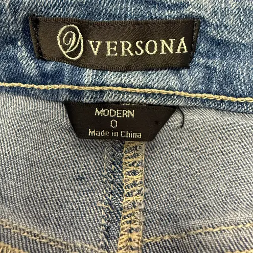 Versona Women’s Modern Two Toned High Waisted Flared Blue Jeans Size 0
