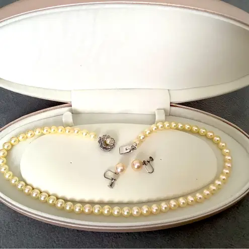 Beautiful PEARL necklace 🌹🌹