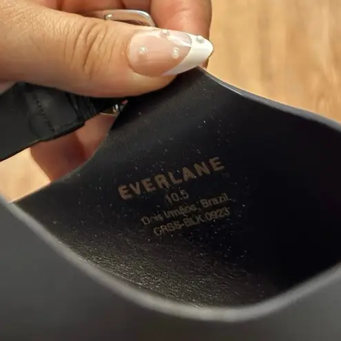 Everlane NEW  The City Crossover Sandal In Black Size 10.5