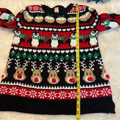 Holiday Time Holiday Christmas Sweater Women’s Medium Reindeer Penguins Trees Snowflakes