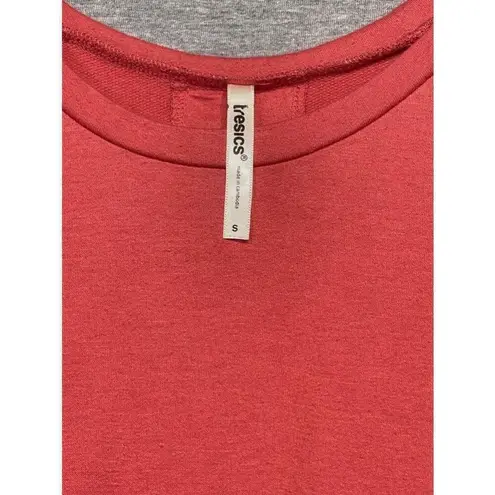 Tresics Women's Red Short Sleeve Cropped T-Shirt Size S