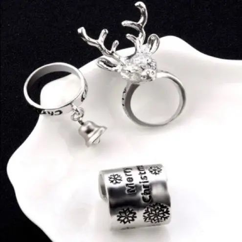 Christmas Holiday Silver 3 Piece Ring Set Size 6/7