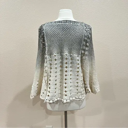 Cream Grey Ombre Open Crochet Poncho Pullover Size Medium Gray