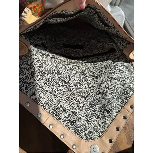 Rebecca Minkoff  Women's Straw Studded Sequin Envelope Clutch Tan Silver OS‎