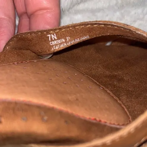 Cobb Hill by New Balance Tan Sandals with Soft Leather Brown Size 7N