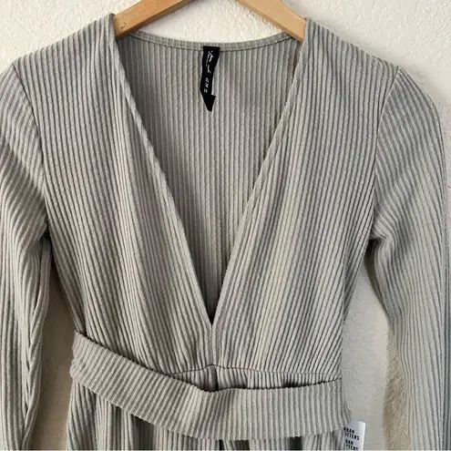 Urban Outfitters Out From Under Hanna Twist Front Green Ribbed Romper 
Size XS NEW - Image 5