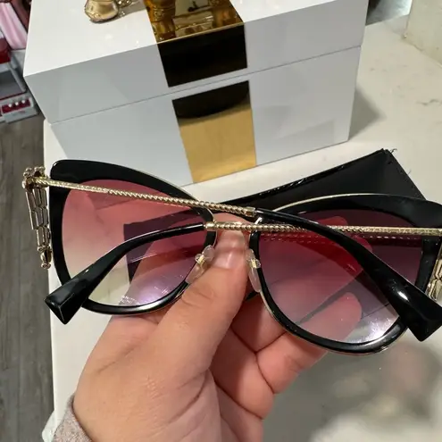 Marc Jacobs  cat eye acetate sunglasses ✨