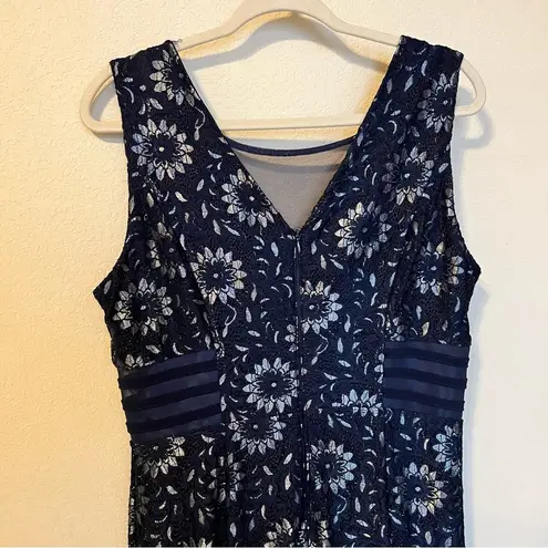 Enfocus Studio Navy and Silver Lace Formal Floor Length Dress