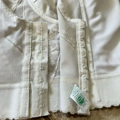 Vintage Carnival White Corset Bustier Bra 38B Longline Lace Detailing Size undefined