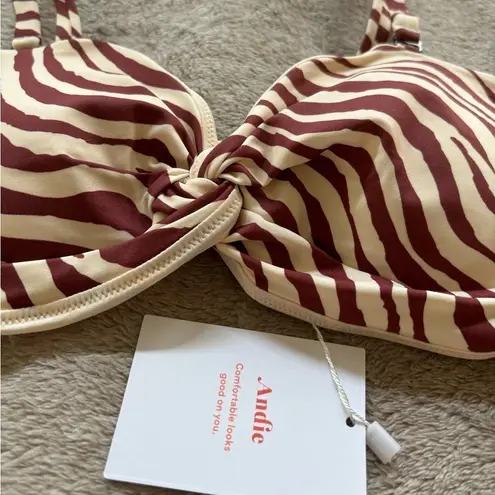 ANDIE NWT  Swim Capri Bikini Top in Striped Truffle, Size M