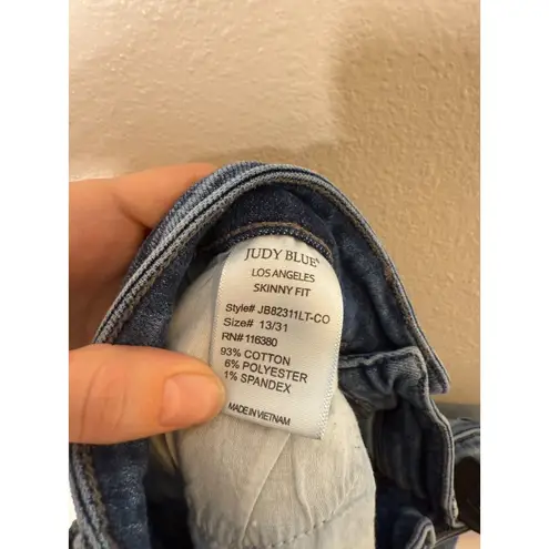 Judy Blue Distressed Skinny Fit Jeans Womens Sz 13/31 Boho Stretchy Button Fly