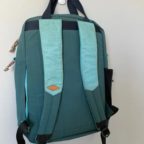 Merrell Teal Blue Backpack Pockets Storage Outdoor Adventure Daypack