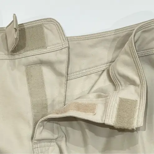 Patagonia Khaki Pataloha Kokawe Capris Size 10