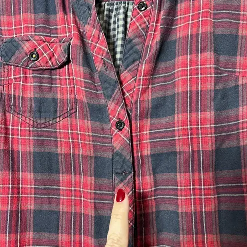 Miss Me  Womens Plaid Flannel Shirt Red Navy Long Sleeve Button Up Size S