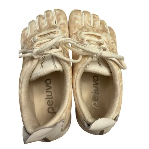 Peluva Women's Strand Lightweight Trainer Shoes 6.5 Desert Camo Ivory Minimalist Tan