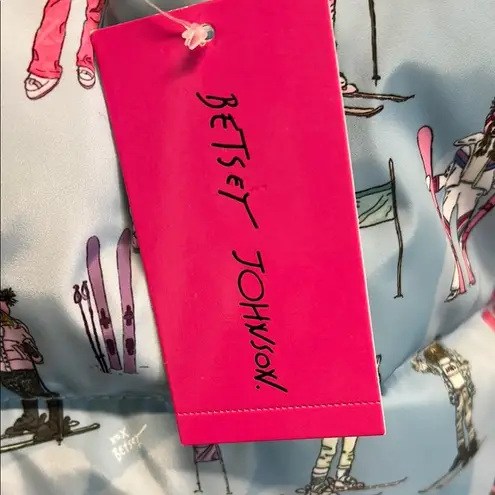 Betsey Johnson Betsy Johnson | Weekender Travel Bag w/Neck Pillow ✈️